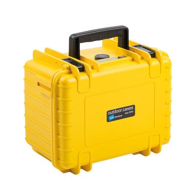 OUTDOOR case in yellow 250x175x155 mm with foam insert Volume: 6,6 L Model: 2000/Y/SI